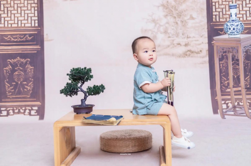 新疆宝宝反复发烧呕吐